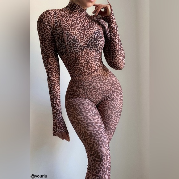 House of CB ELEANOR & Maite Animal Print Mesh Bodysuit/ Pants Set NWT